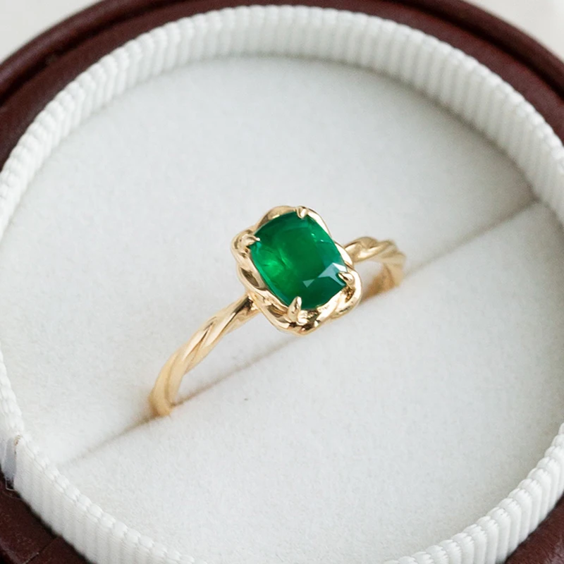 10K Yellow Gold 3mm Round Emerald Birthstone Ring RM4306-05 | Karen's  Jewelers | Oak Ridge, TN